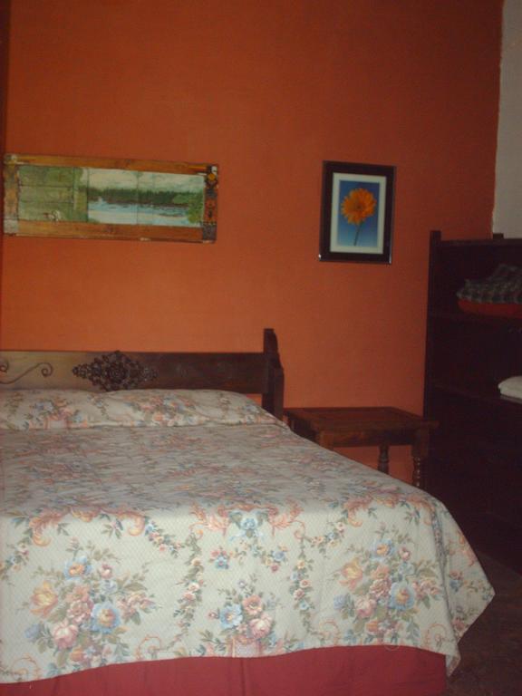 Hotel Villa Santo Domingo Concepción de Ataco الغرفة الصورة
